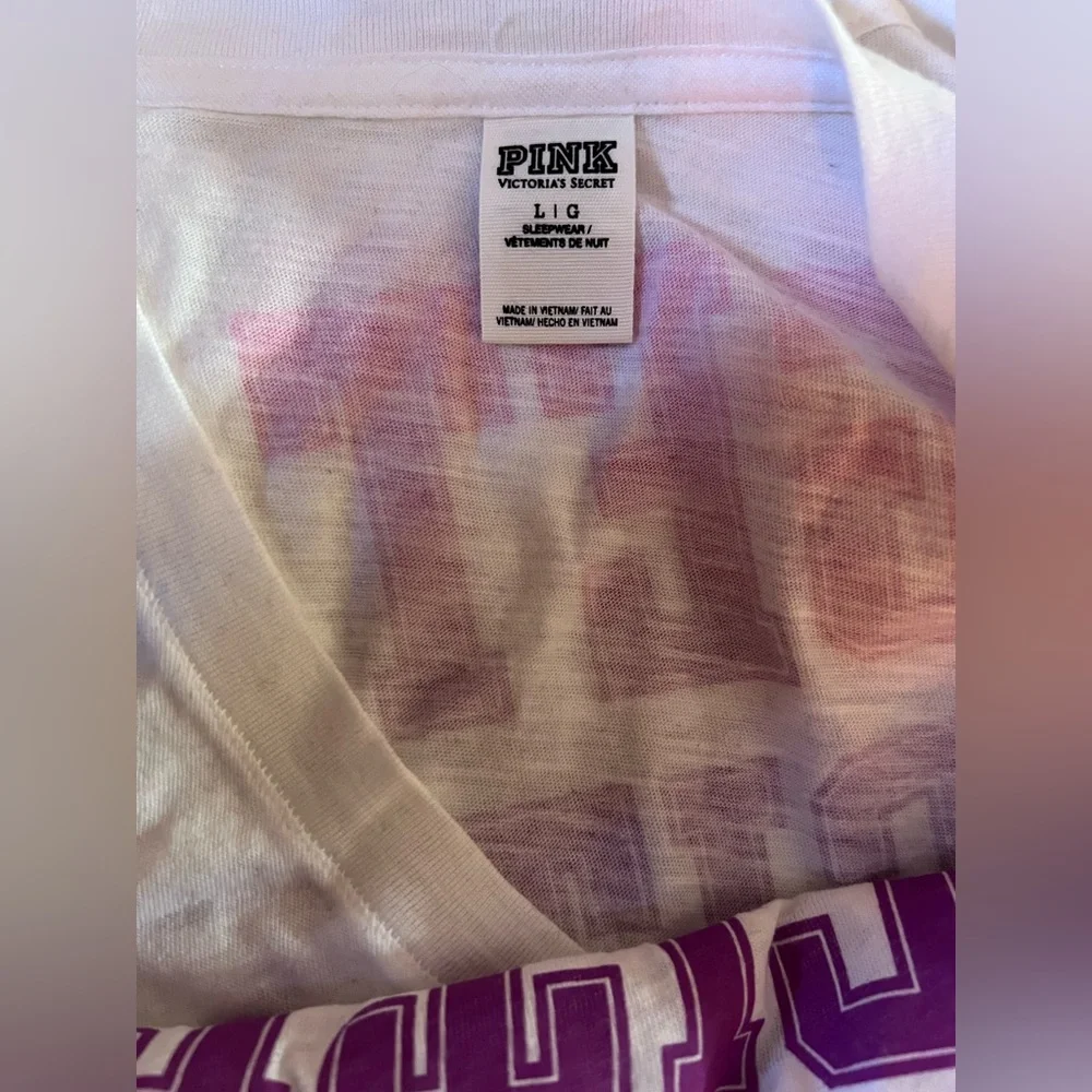 NWOT limited edition Victoria’s Secret PINK tees - Picture 3 of 5
